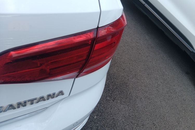 大众 桑塔纳 2015款 浩纳 1.6L 自动舒适型车身外观6006