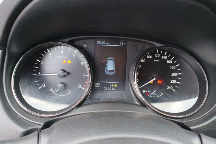 日产 奇骏 2020款 2.0L XL ITS CVT 2WD智联舒适版中控内饰14