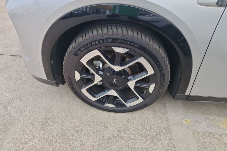 小鹏G7 2025款 702 超长续航 Max车身外观6007