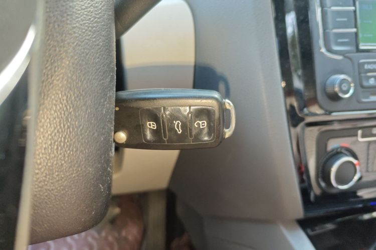 大众 速腾 2015款 230TSI 自动舒适型中控内饰11