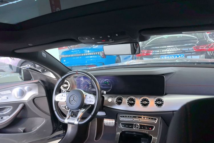 奔驰E级AMG 2019款 AMG E 53 4MATIC+ 轿跑车中控内饰22