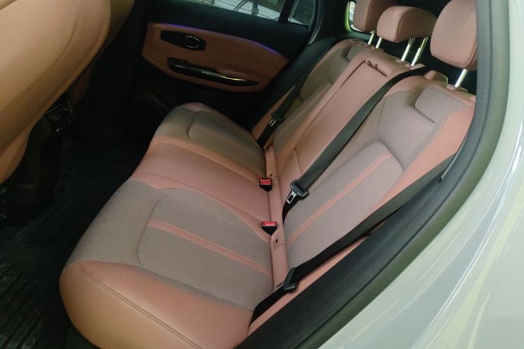 蔚来EC6 2020款 430KM 运动版中控内饰21