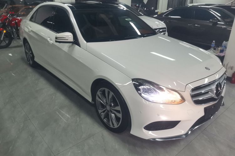 奔驰E级 2015款 E 260 L 运动时尚型车身外观3