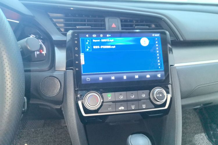 本田 思域 2016款 180TURBO CVT舒适版中控内饰16