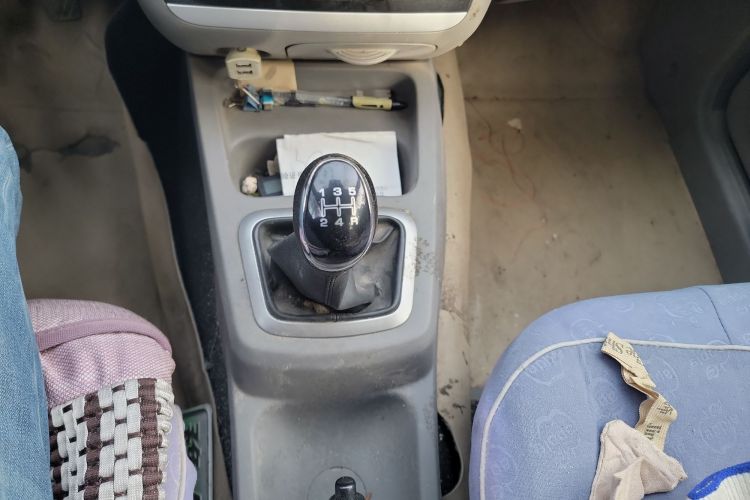 北汽威旺M20 2014款 1.5L实用型BJ415A中控内饰18