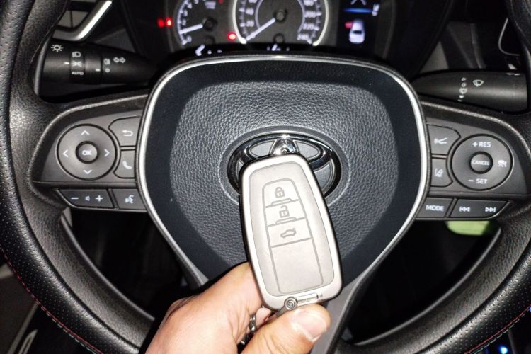 丰田 凌尚 2021款 2.0L 豪华版中控内饰11