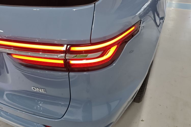 理想汽车 理想ONE 2021款 增程6座版车身外观6004