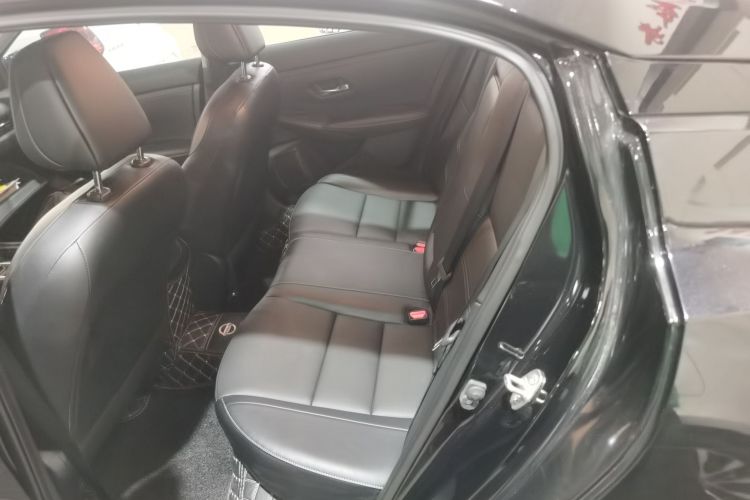 日产 轩逸 2022款 1.6L XL CVT悦享版中控内饰7004
