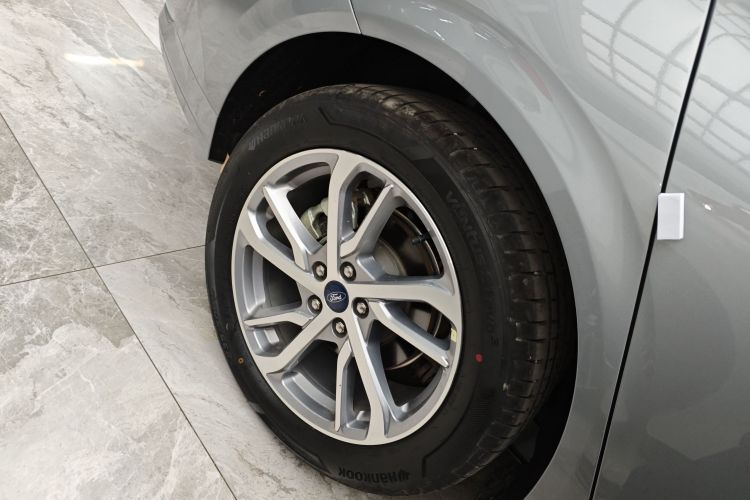 福特 蒙迪欧 2022款 改款 EcoBoost 245 豪华型车身外观6008