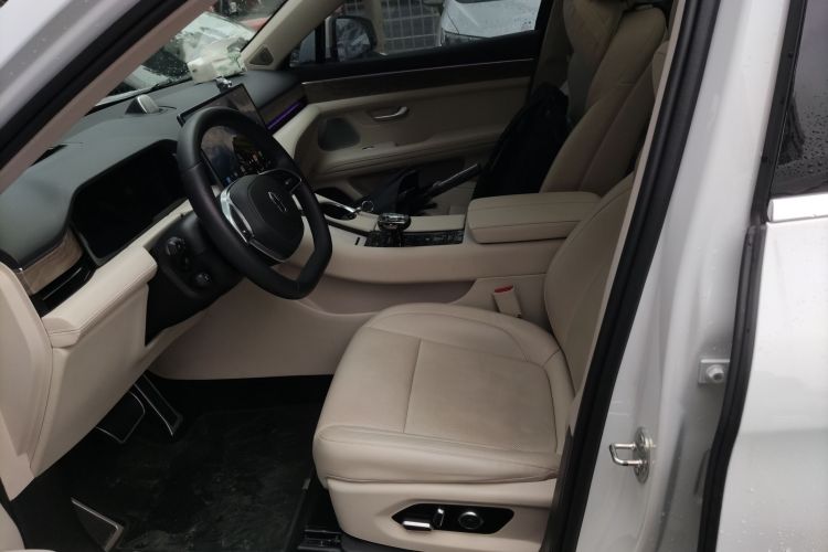 鸿蒙智行 问界M5 2022款 增程后驱标准版局部细节19