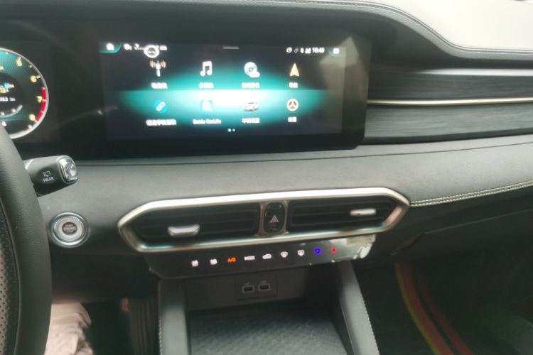 捷途X90 PLUS 2024款 1.6TD DCT别墅 5座局部细节16