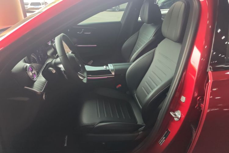 奔驰C级 2022款 改款 C 260 L 皓夜运动版局部细节19