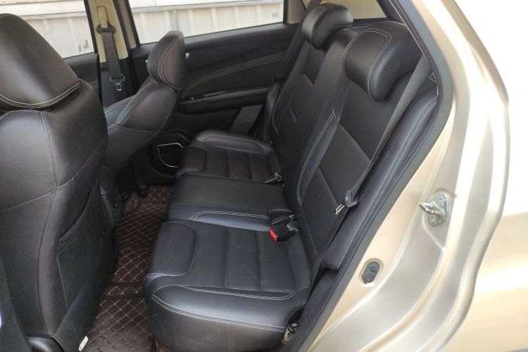 吉利汽车 远景X3 2017款 1.5L 自动尊贵型中控内饰21