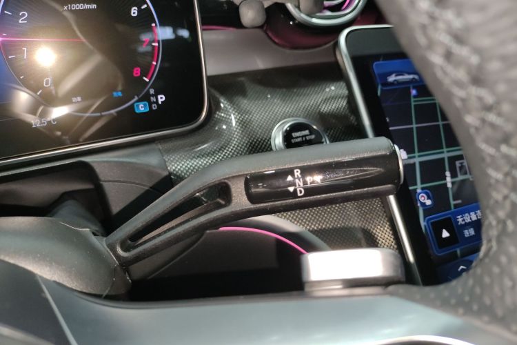 奔驰C级 2024款 改款 C 260 L 运动版局部细节18