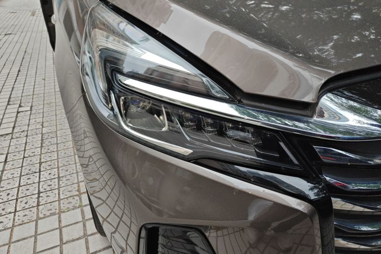 别克GL8 2022款 陆上公务舱 652T 豪华型车身外观6006