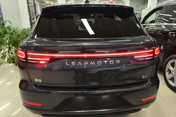 零跑汽车 零跑C11 2023款 增程 300舒享版车身外观6004