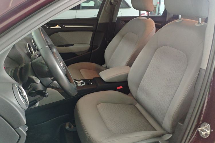 奥迪A3 2020款 改款 Limousine 35 TFSI 进取型 国VI中控内饰19