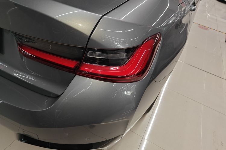 宝马i3 2022款 eDrive 35 L车身外观6006