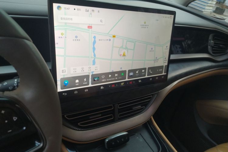 腾势D9 2022款 DM-i 1040 尊贵型中控内饰16