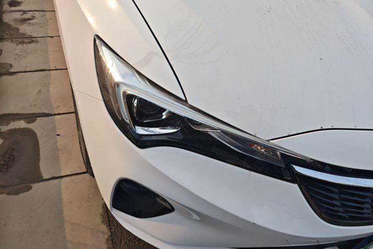 别克 威朗 2022款 Pro 533T 乐享版车身外观8