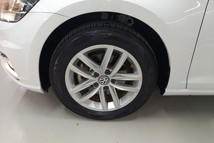 大众 高尔夫 2018款 230TSI 自动舒适型车身外观6007