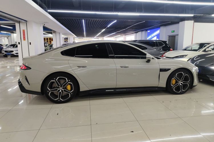 小米汽车 小米SU7 2024款 四驱Max创始版车身外观4