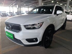 沃尔沃XC40 2020款 T4 四驱智远豪华版