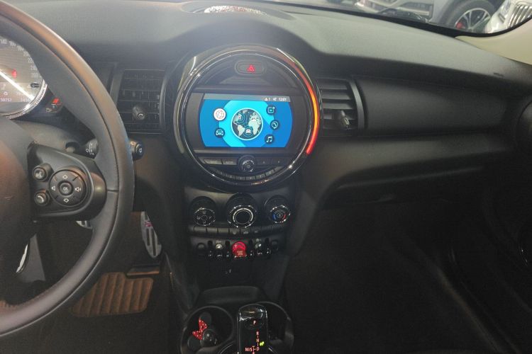 MINI 2018款 1.5T ONE中控内饰16