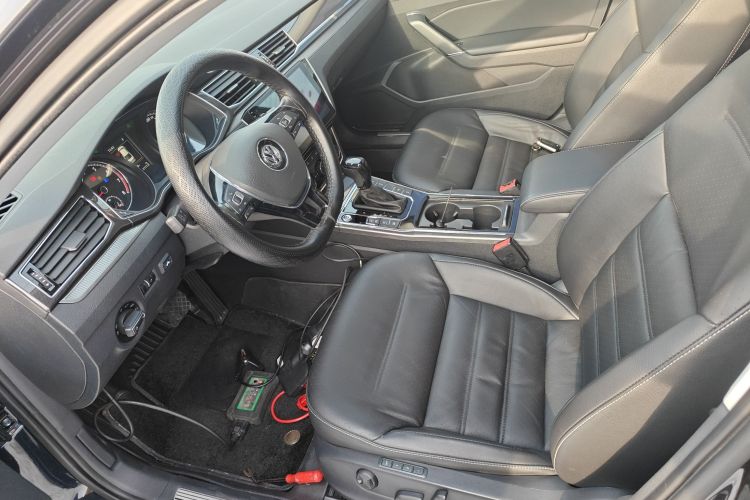 大众 帕萨特 2017款 330TSI DSG御尊版局部细节19