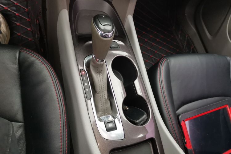 雪佛兰 迈锐宝XL 2016款 1.5T 双离合锐享版中控内饰18