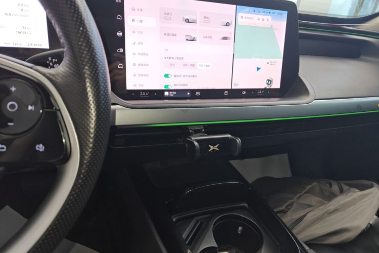 小鹏P7 2022款 480E中控内饰16