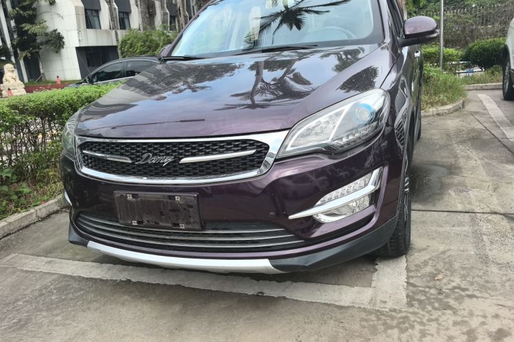 众泰 大迈X5 2017款 升级版 1.5T CVT知县型局部细节36