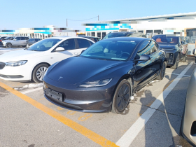 特斯拉 Model 3 2023款 长续航全轮驱动版