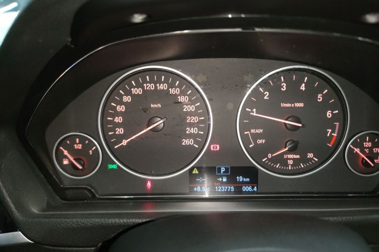 宝马3系 2017款 320Li 时尚型局部细节14