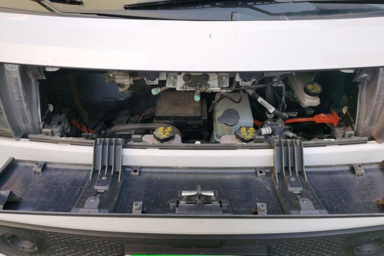 上汽大通MAXUS 大拿V1 2024款 V1 短轴低顶 多功能版（51kWh）局部细节24