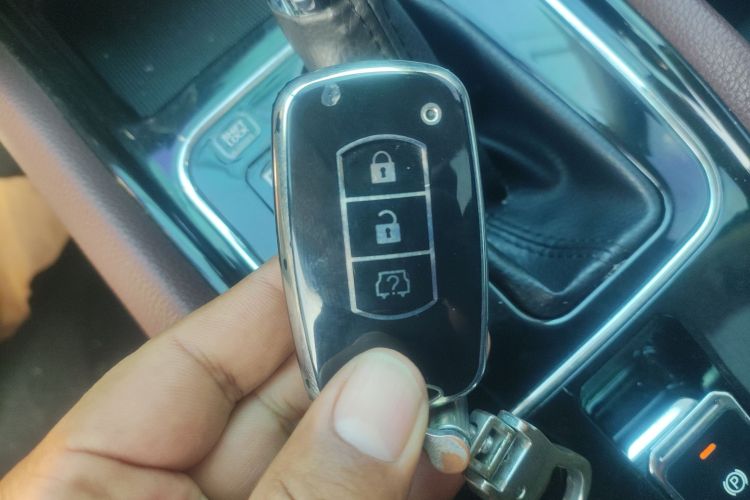 东风风光 风光580 2017款 改款 1.5T CVT豪华型中控内饰11