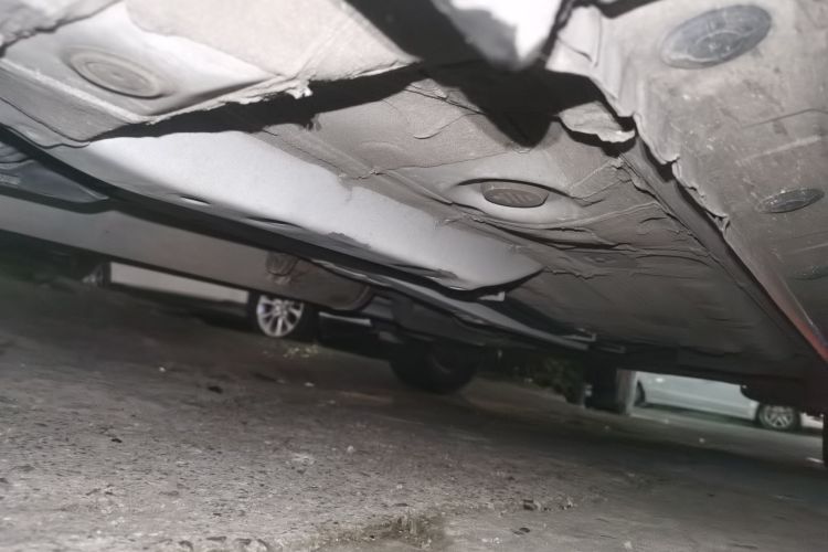 丰田 威驰FS 2019款 1.5L CVT锋驰版局部细节9004