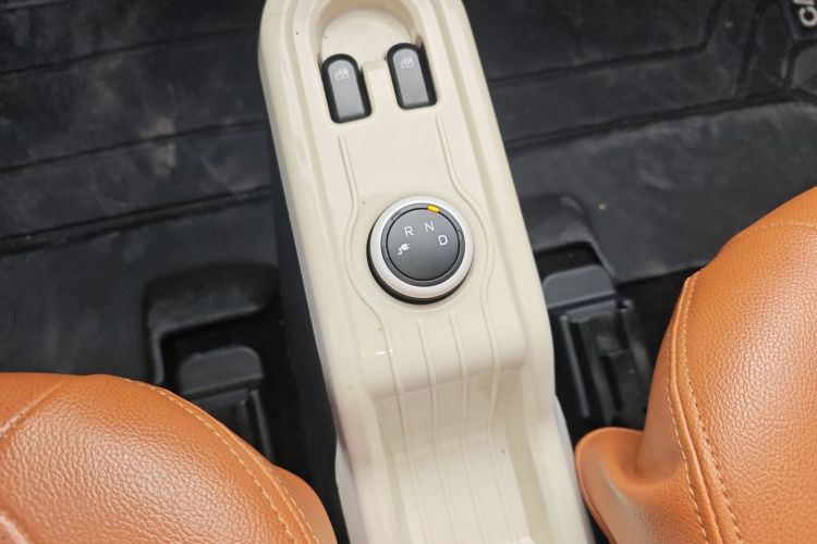 五菱汽车 宏光MINIEV 2021款 马卡龙臻享款 磷酸铁锂中控内饰18