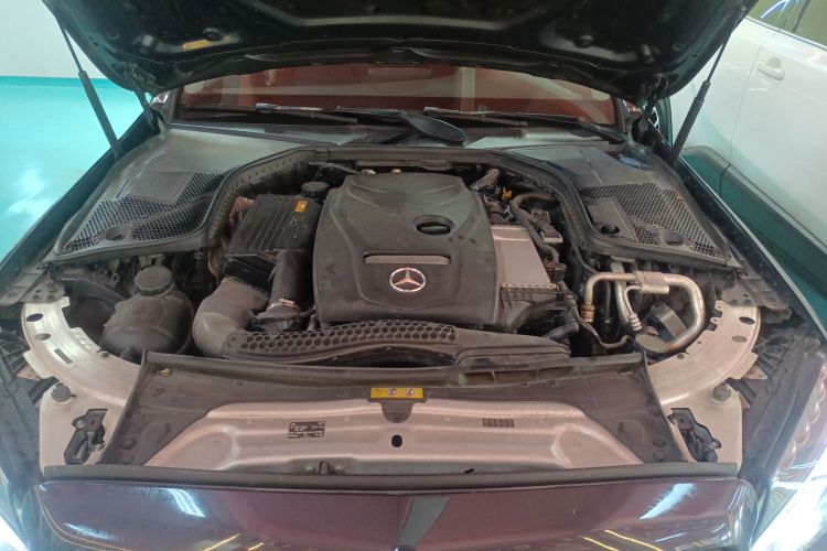 奔驰C级 2017款 C 200 L 运动版局部细节24