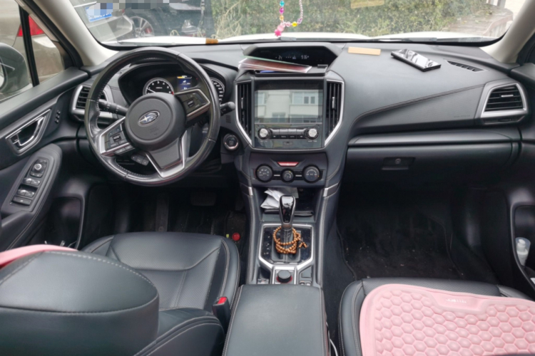 斯巴鲁 森林人 2021款 2.0i 豪华版中控内饰12