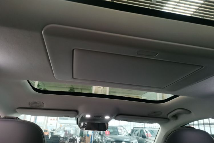 零跑汽车 零跑C16 2026款 增程 280激光雷达智尊版 6座局部细节22