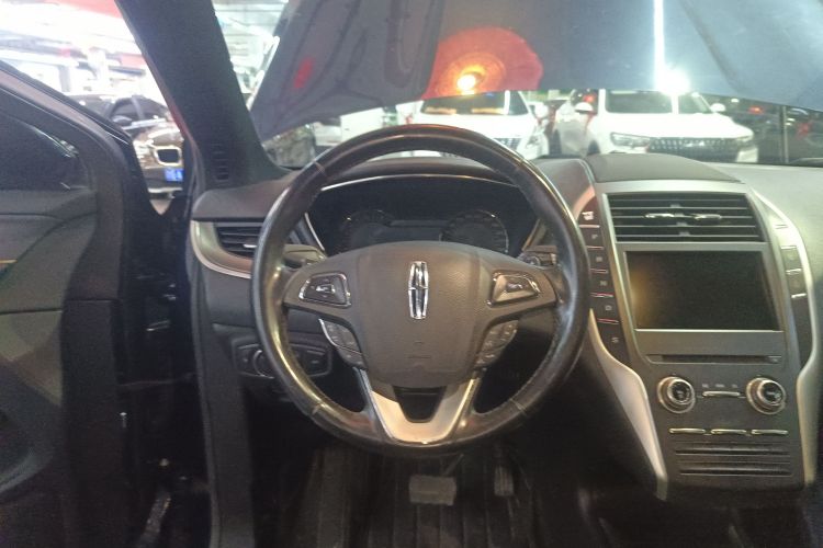 林肯MKC 2017款 2.0T 两驱尊享版局部细节13