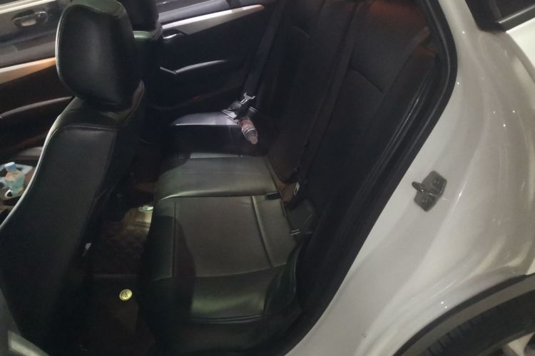 宝马X1 2014款 sDrive18i 领先型中控内饰21