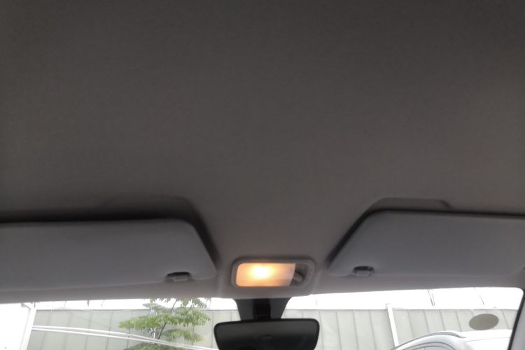 五菱汽车 宏光MINIEV 2022款 马卡龙臻享款 磷酸铁锂中控内饰22