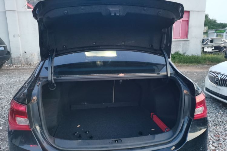 别克 英朗 2015款 15N 自动豪华型局部细节23