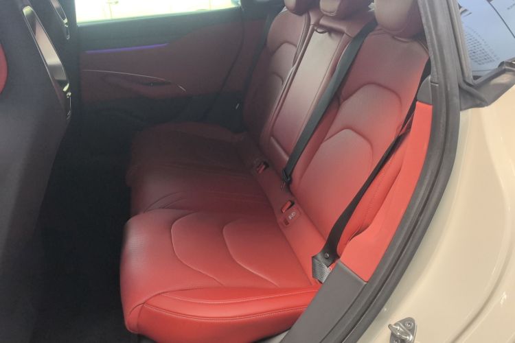 小米汽车 小米SU7 2024款 后驱长续航智驾版中控内饰7004