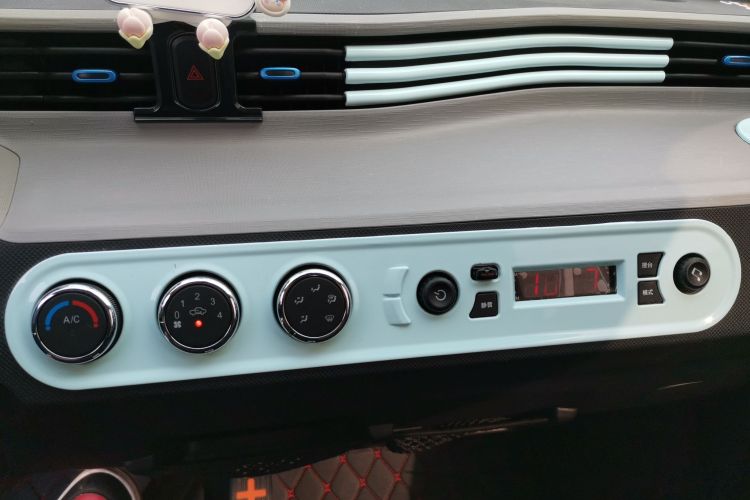 五菱汽车 宏光MINIEV 2020款 自在款 磷酸铁锂局部细节16