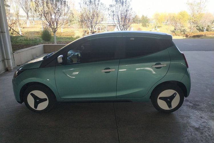 江铃集团新能源 易至EV2 2024款 201km 舒适型车身外观4