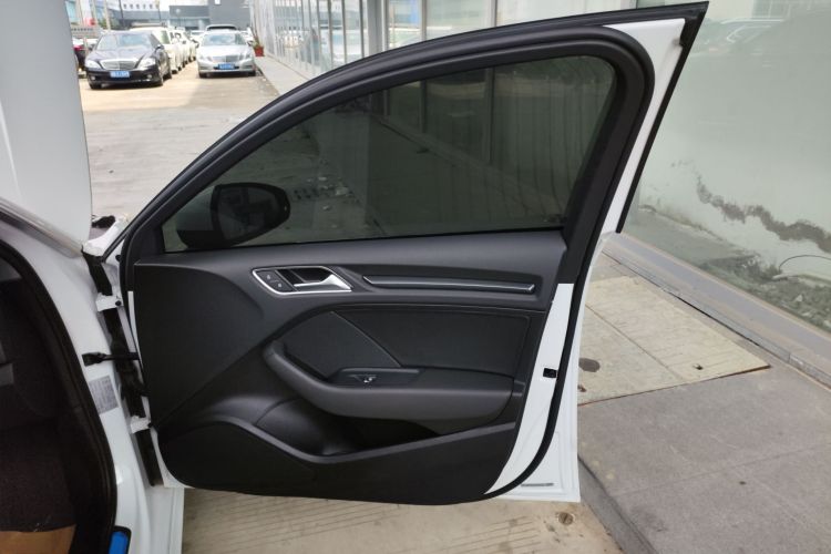 奥迪A3 2020款 Sportback 35 TFSI 时尚型 国V中控内饰7005