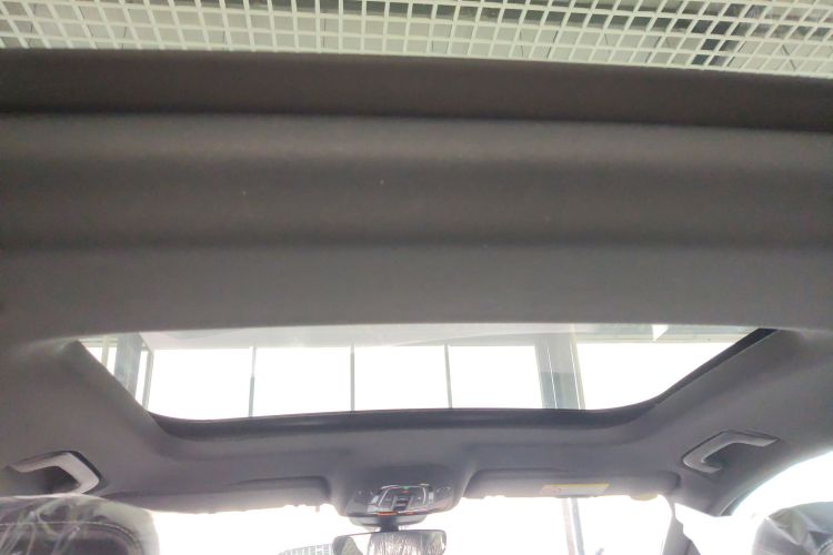 奥迪A6L 2025款 改款 45 TFSI quattro 臻选动感型中控内饰22